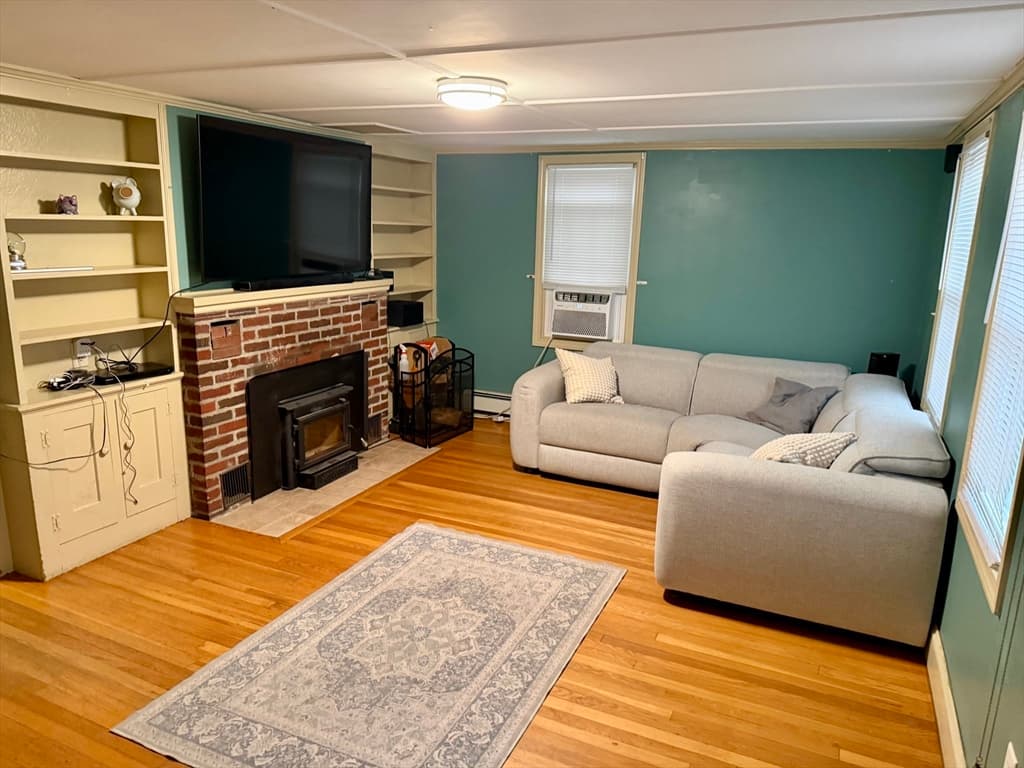 Casa em Attleboro — foto 9