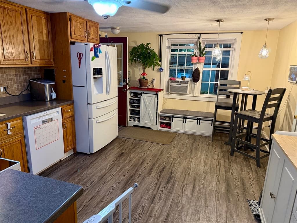 Casa em Attleboro — foto 4