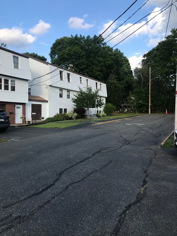 Condomínio em Saugus — foto 2