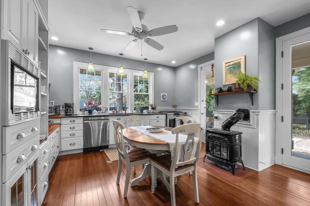 Casa em New Bedford — foto 2