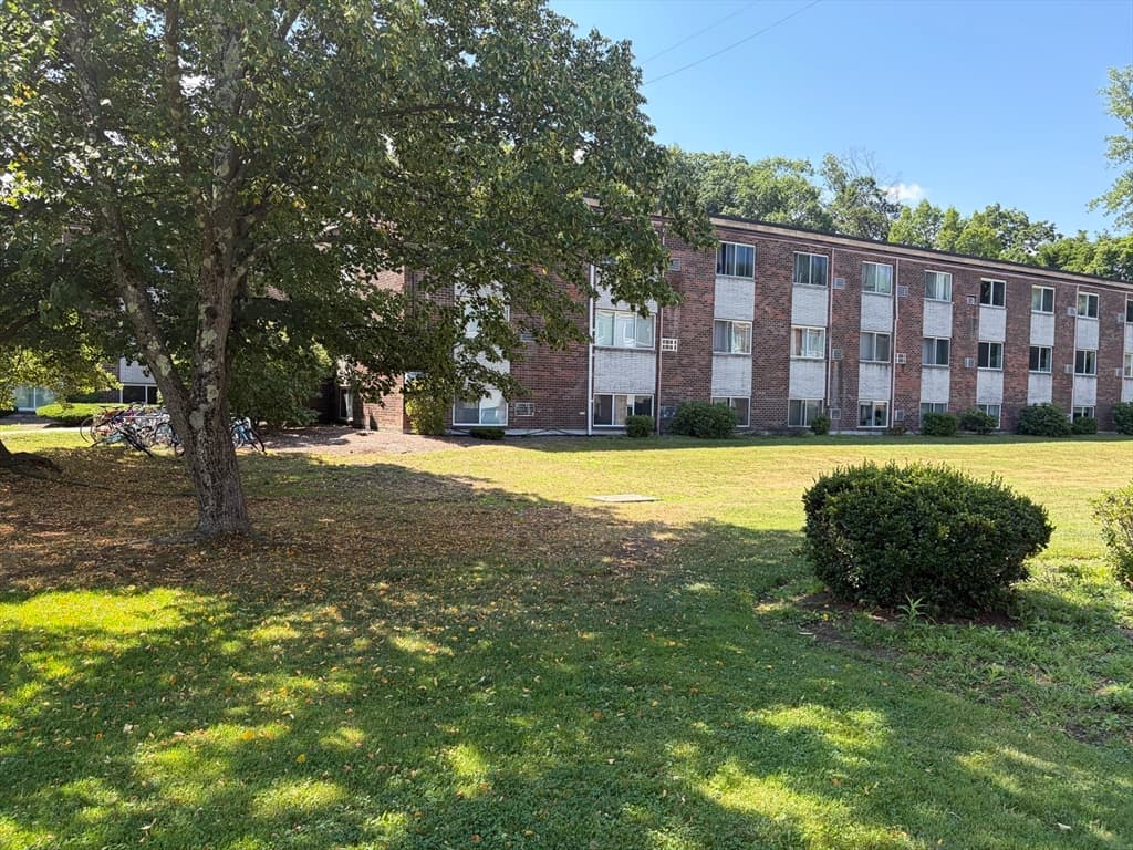 Condomínio em Framingham — foto 3