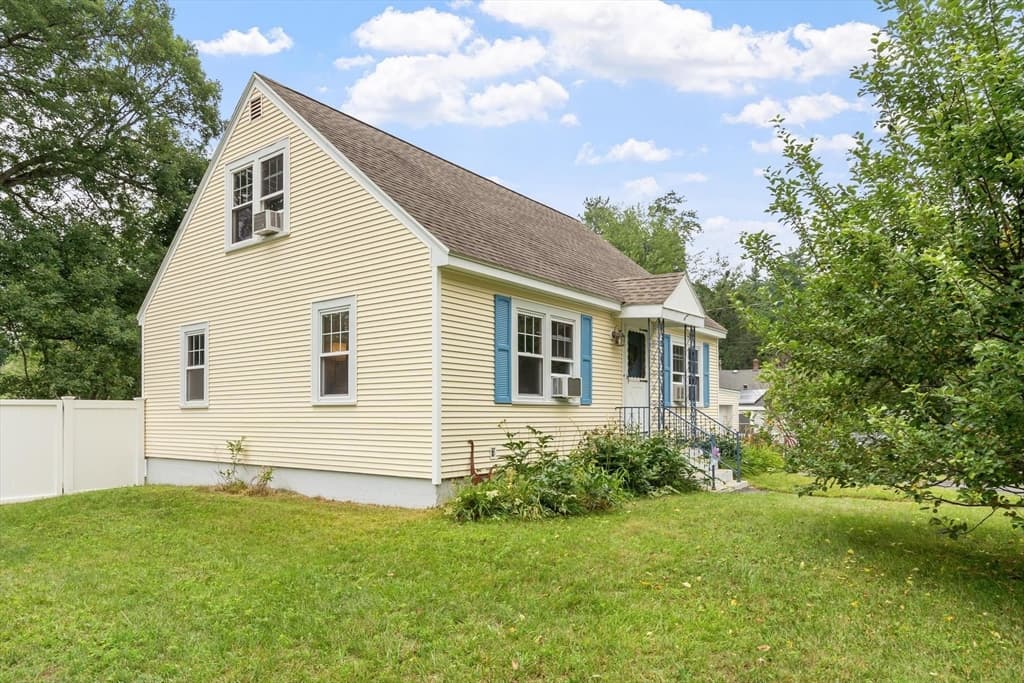 Casa em Lunenburg — foto 3