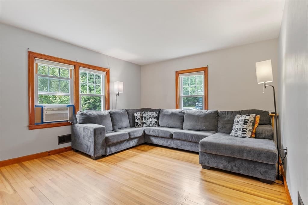 Casa em Lunenburg — foto 8
