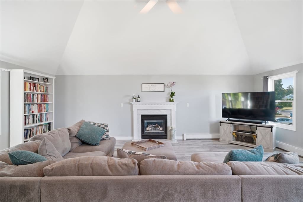 Casa em Tewksbury — foto 6