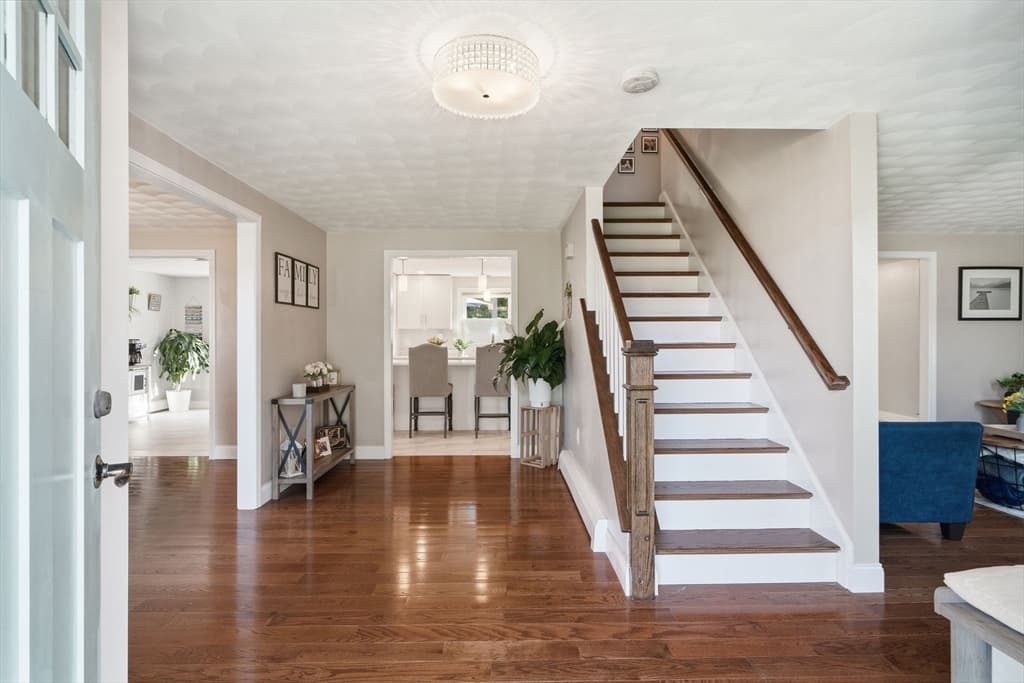 Casa em Tewksbury — foto 3
