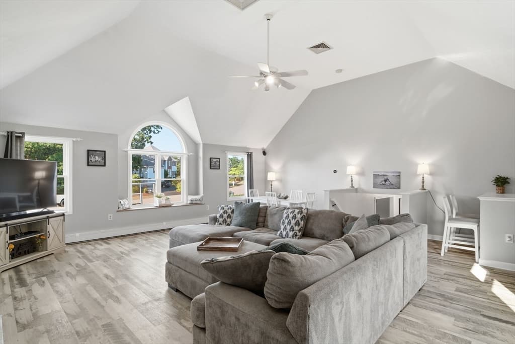 Casa em Tewksbury — foto 5