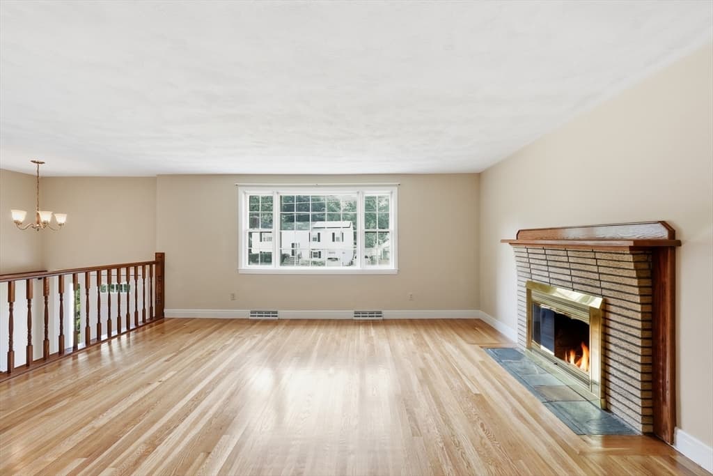 Casa em Holliston — foto 8