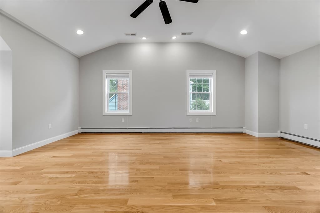 Casa em Dedham — foto 8