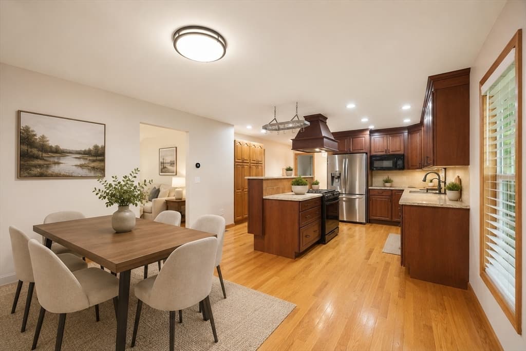 Casa em Wilbraham — foto 8
