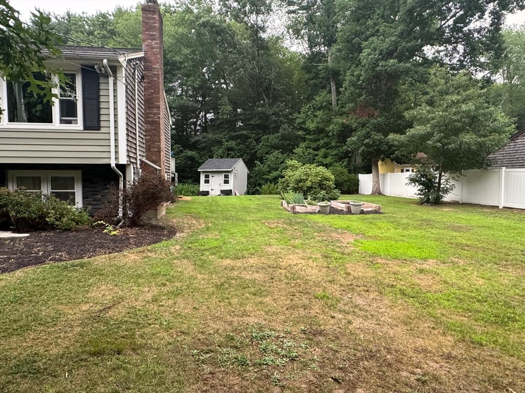 Casa em Raynham — foto 3