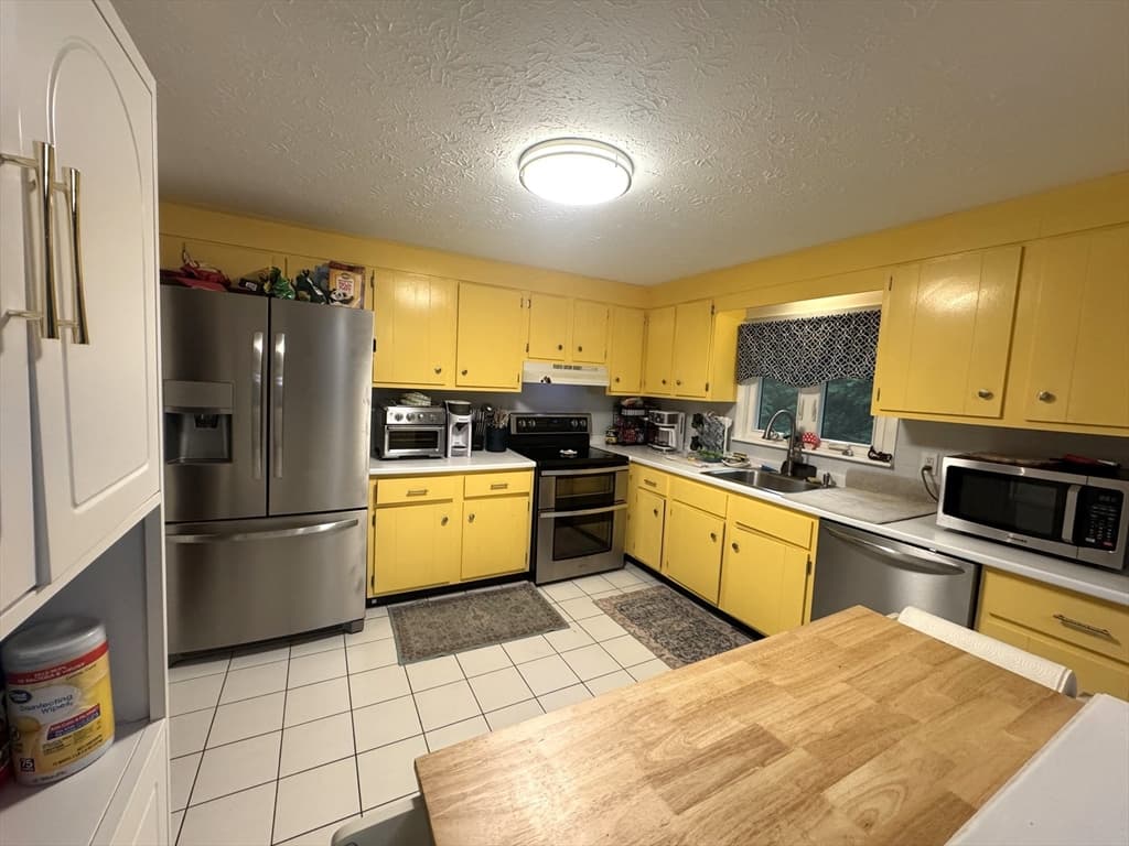 Casa em Raynham — foto 8