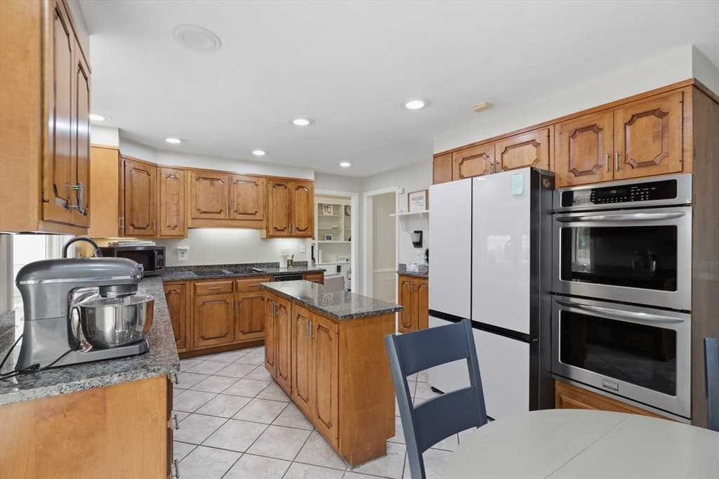 Casa em Northborough — foto 6