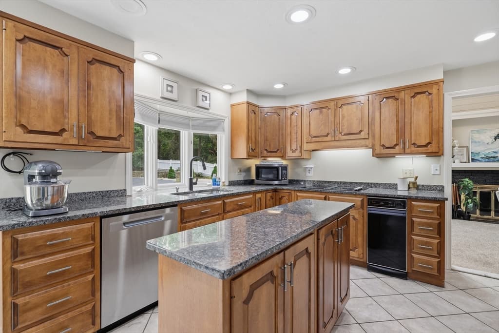 Casa em Northborough — foto 4