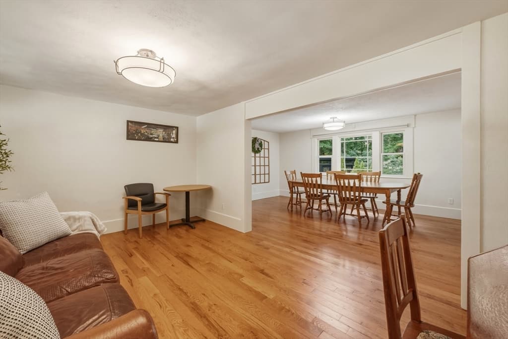 Casa em Tewksbury — foto 9