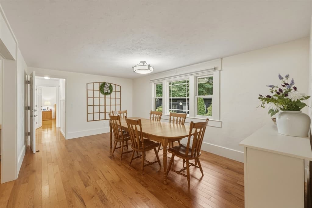Casa em Tewksbury — foto 8