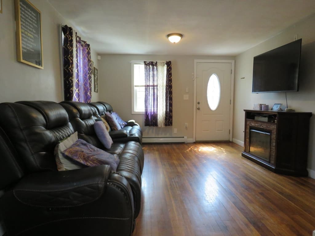 Casa em Brockton — foto 6