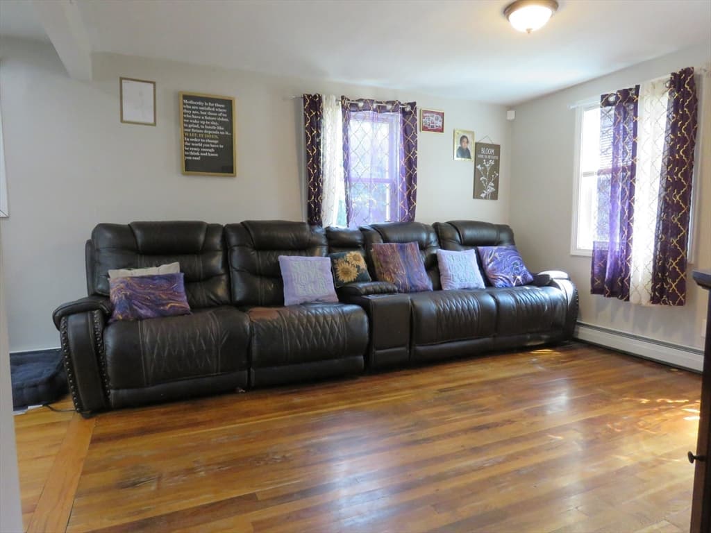 Casa em Brockton — foto 7