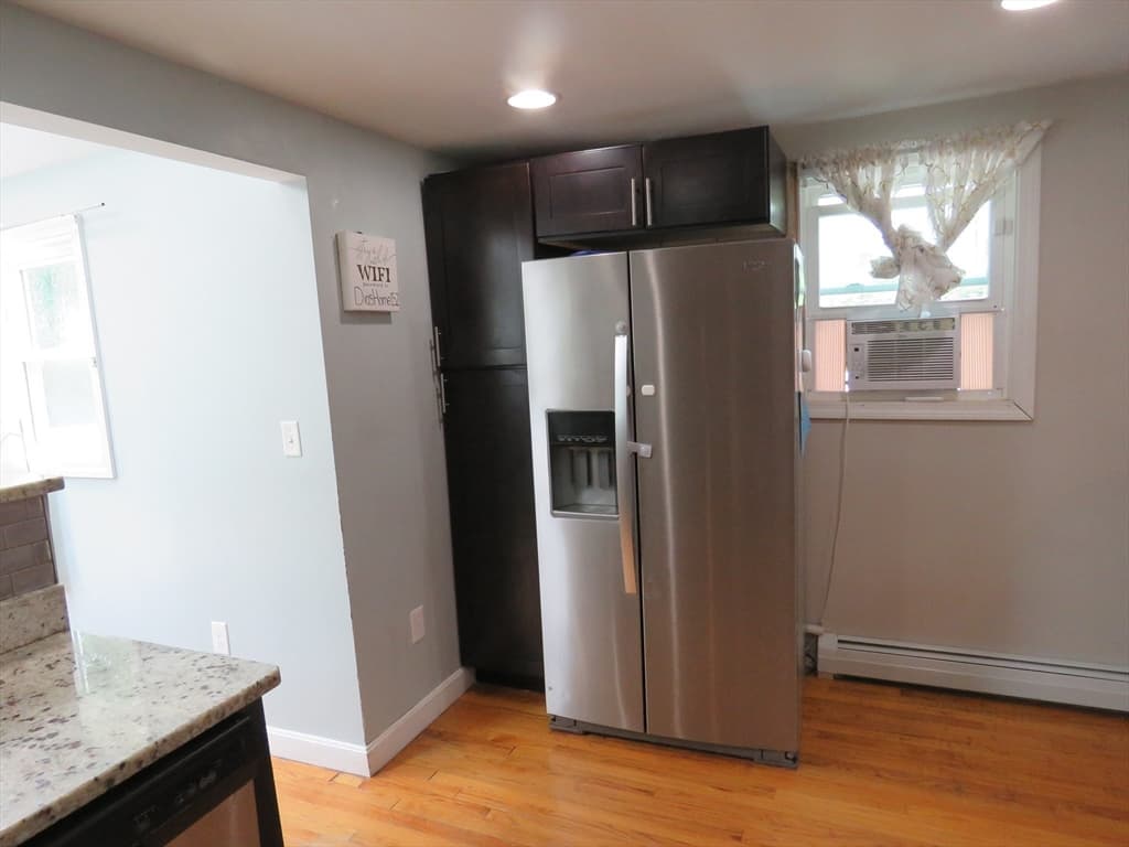 Casa em Brockton — foto 5
