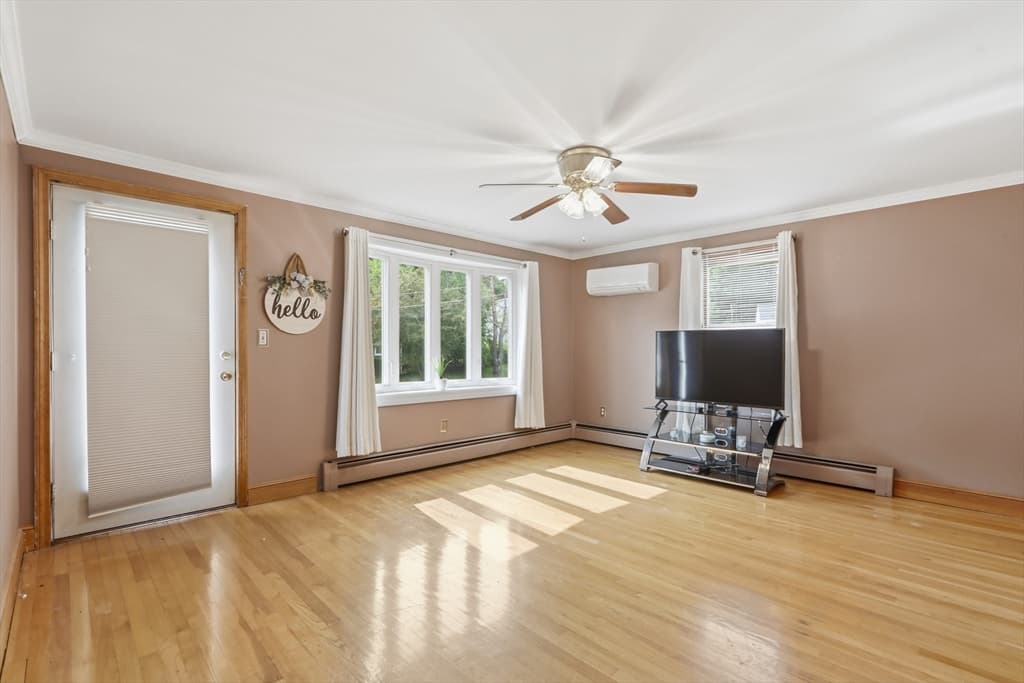 Casa em Methuen — foto 4