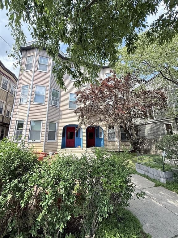 Condomínio em Brookline