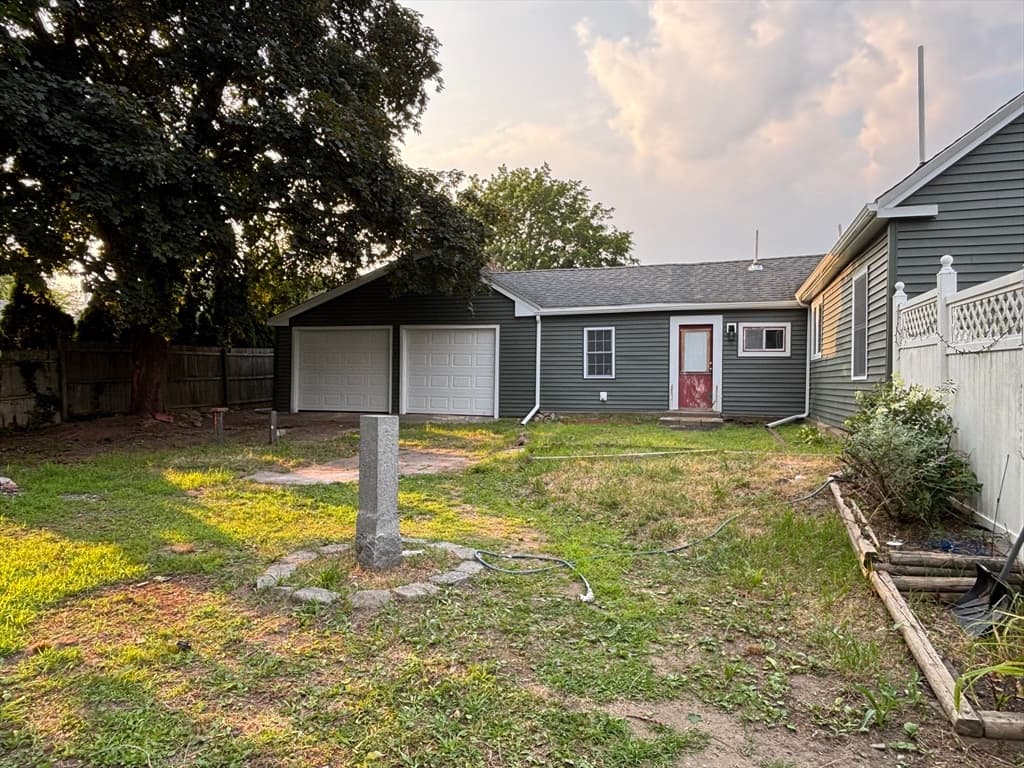 Casa em Brockton — foto 4