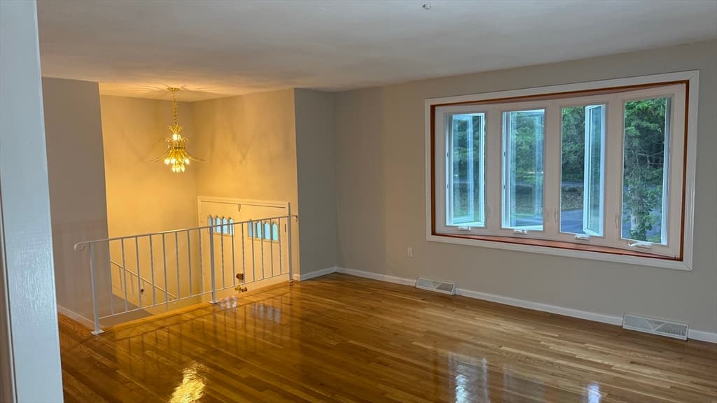 Casa em Framingham — foto 5