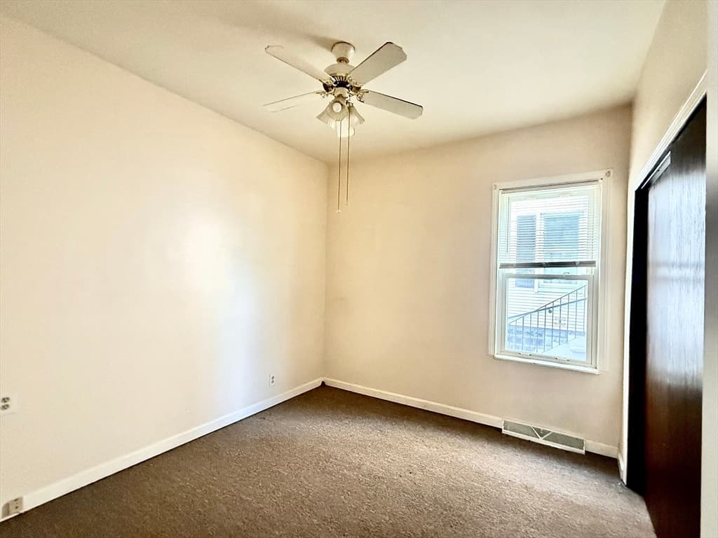 Multi-família em New Bedford — foto 8