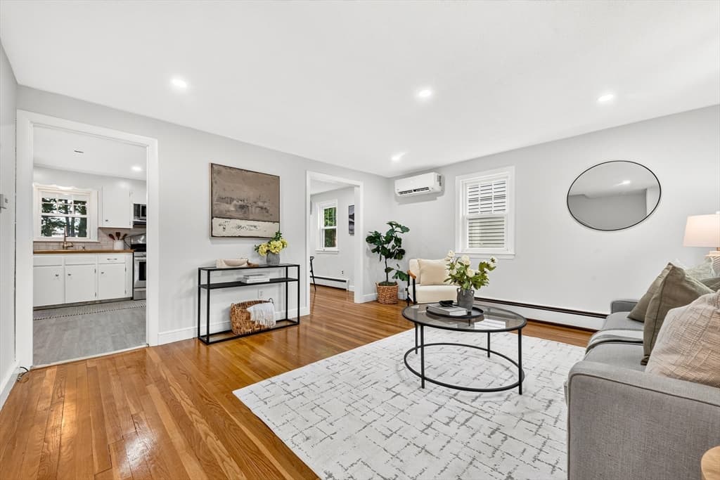 Casa em Dedham — foto 4